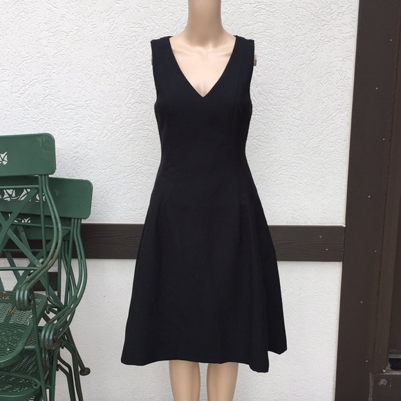 Banana Republic black dress 4 tall fit and flare - Picture 1 of 7